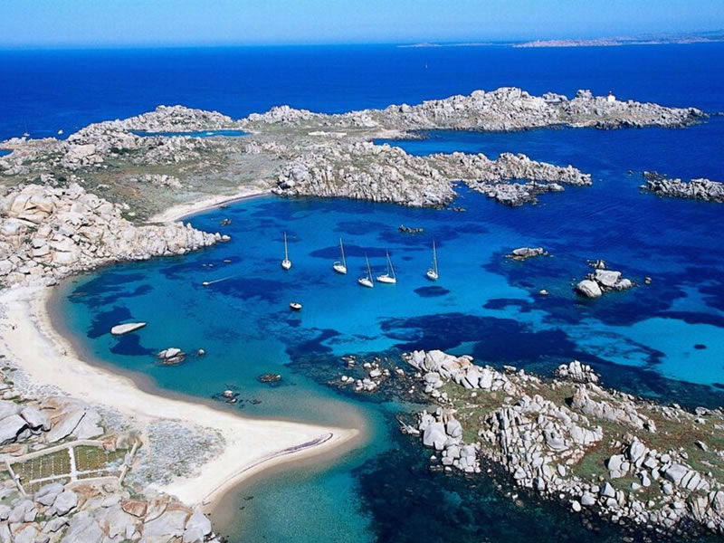 Lavezzi islands